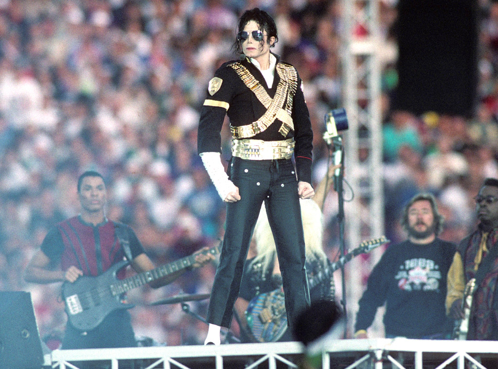 Why Justin Timberlake Owes His Super Bowl Lii Halftime Performance To Michael Jackson E Online